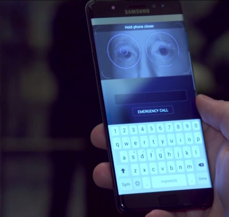 A photo of the Note7's iris scanner