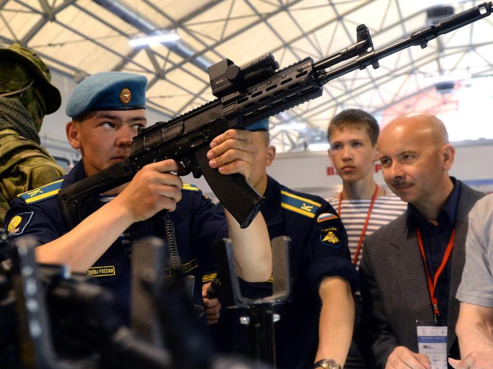 Russia Kalashnikov AK-12 assault rifle