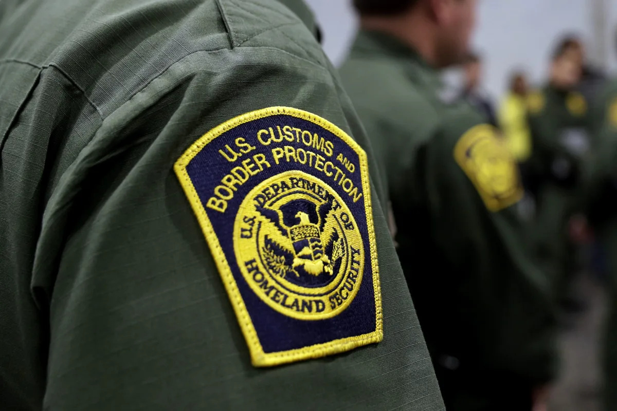 Senator slams CBP for investigating journalists and demands internal report be t..