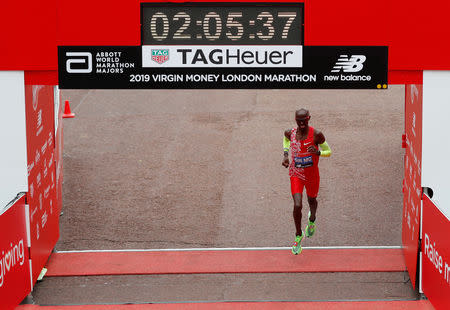 Athletics - London Marathon - London, Britain - April 28, 2019 Great Britain's Mo Farah finishes the men's elite race REUTERS/Matthew Childs