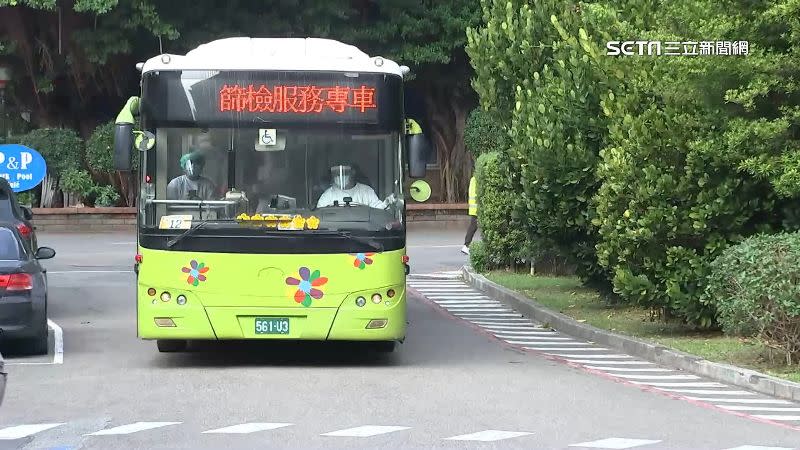 近日台灣本土疫情持續延燒，北市也配合指揮中心重新安排防疫動線。