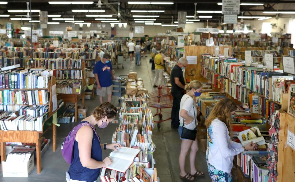 Friends of the Library will host its annual spring book sale Saturday through Wednesday at its building at 410 N. Main St. [Brad McClenny/The Gainesville Sun]
(Credit: Brad McClenny, Brad McClenny)