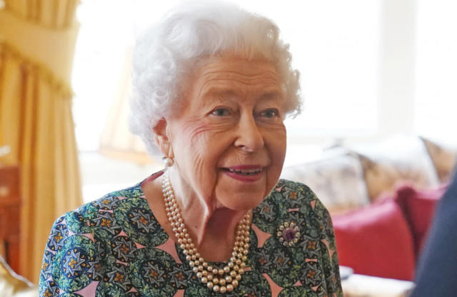 Queen Elizabeth 'is too frail to walk her Corgis'