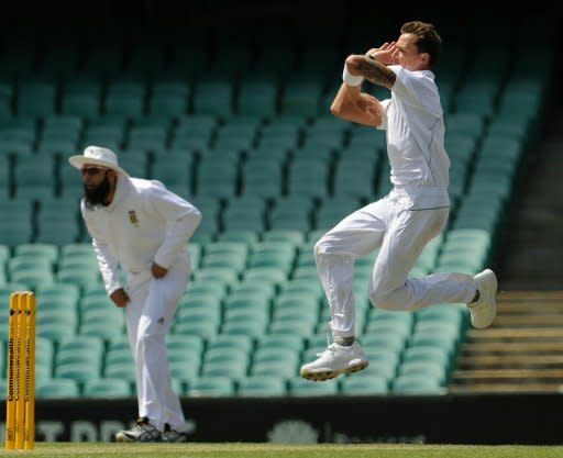 South Africa's Dale Steyn makes a delivery against Australia A at the Sydney Cricket Ground on Friday. Australia A recovered from an early setback to thwart South Africa's Test-strength bowling attack on the opening day of their three-day tour match