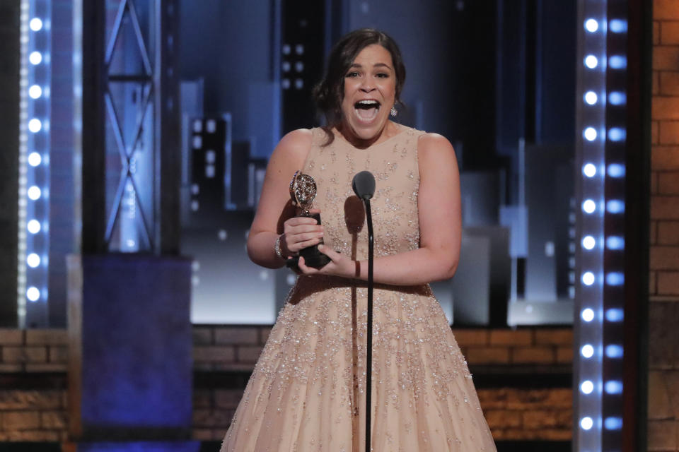 &nbsp;Lindsay Mendez accepts the award for Best Featured Actress in a Musical for "Carousel."&nbsp; (Photo: Lucas Jackson / Reuters)