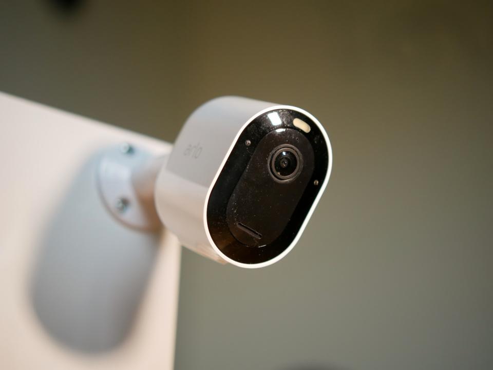 Arlo Pro 4 Review