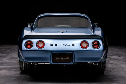 The Champion’s Prize 1975 Schwab Stingray features a custom champion’s nameplate and cutting-edge technology symbolizing the firm’s commitment to innovation. (Photo courtesy of Schwab)
