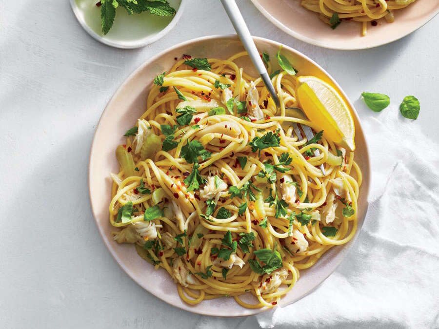 Crab, Fennel, and Basil Spaghetti