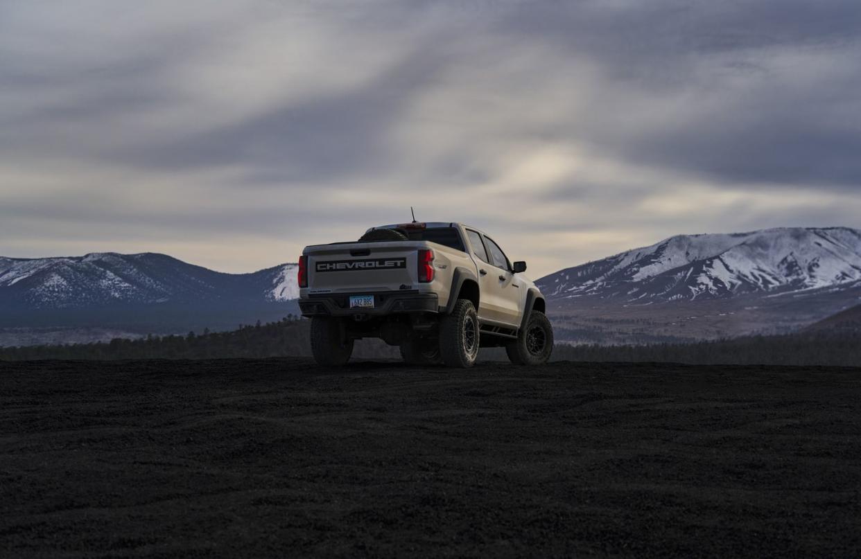 2024 chevrolet colorado zr2 bison