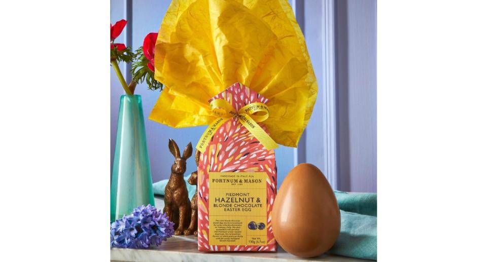 Piedmont Hazelnut & Blonde Chocolate Easter Egg (Fortnum & Mason)



