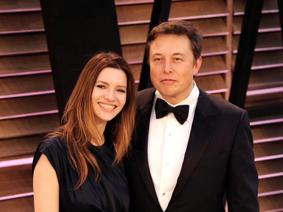 Talulah Riley and CEO of Tesla Motors Elon Musk arrive to the 2014 Vanity Fair Oscar Party on March 2, 2014 in West Hollywood, California.