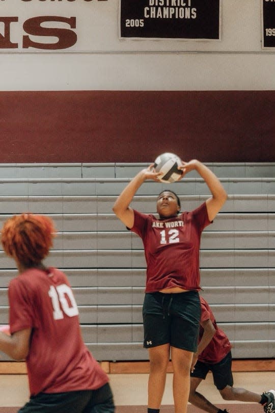 Lake Worth boys volleyball player Olivier Sincoul