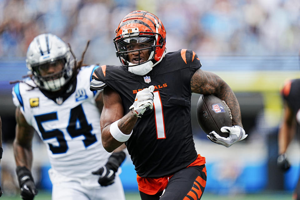 Cincinnati Bengals wide receiver Ja'Marr Chase runs for a touchdown against the Carolina Panthers during the first half of an NFL football game, Sunday, Sept. 29, 2024, in Charlotte, N.C. (AP Photo/Rusty Jones)