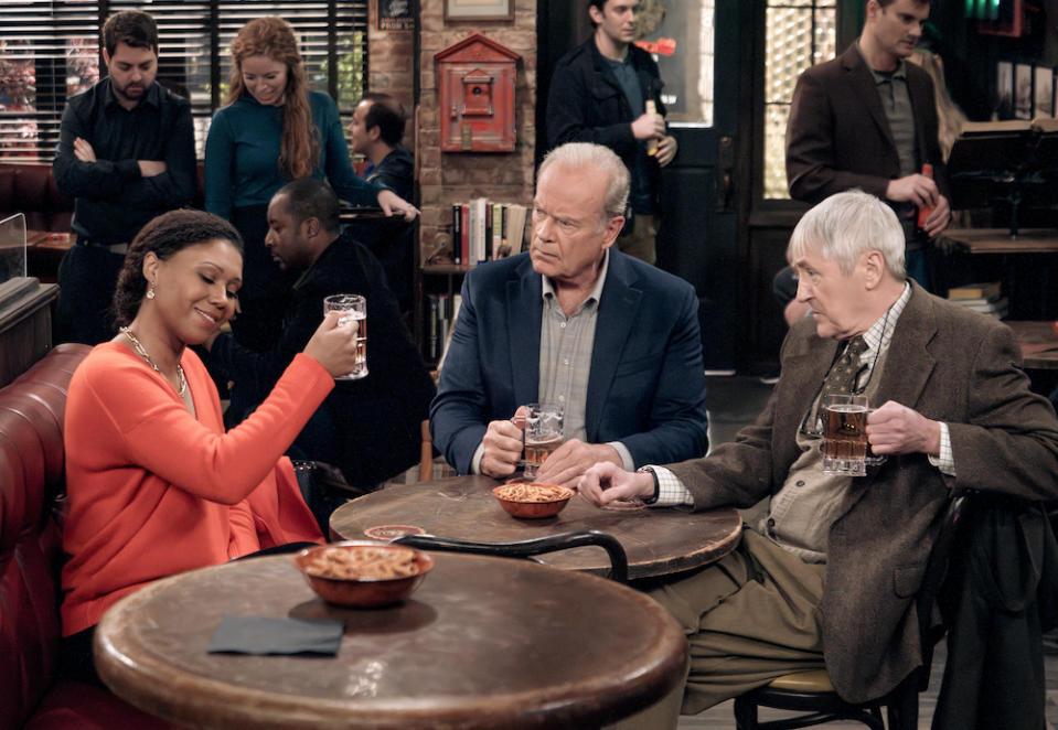 L-R: Toks Olagundoye as Olivia, Kelsey Grammer as Frasier Crane and Nicholas Lyndhurst as Alan in Frasier, episode 1, season 1 streaming on Paramount+, 2023.  Photo credit: Chris Haston/Paramount+  TM & © 2023 CBS Studios Inc. Frasier and related marks and logos are trademarks of CBS Studios Inc. All Rights Reserved.