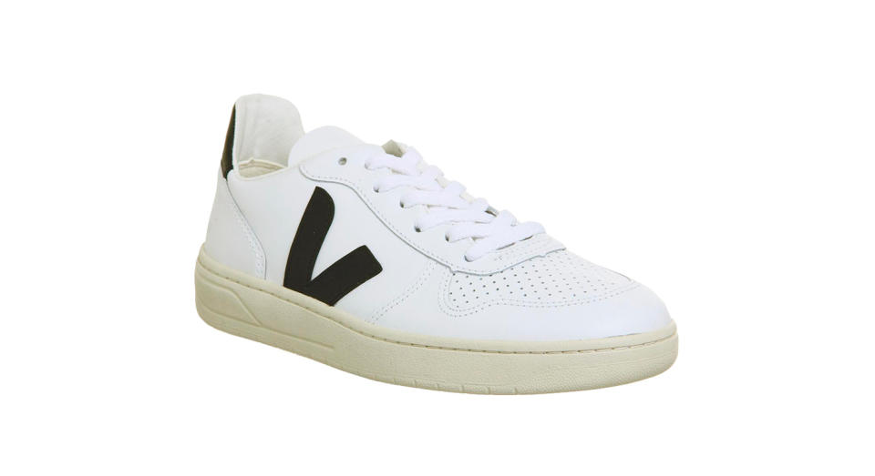 Veja V-10 Trainers 