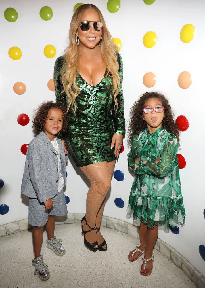 Mariah Carey and Her Kids Sing 'All I Want for Christmas Is You'