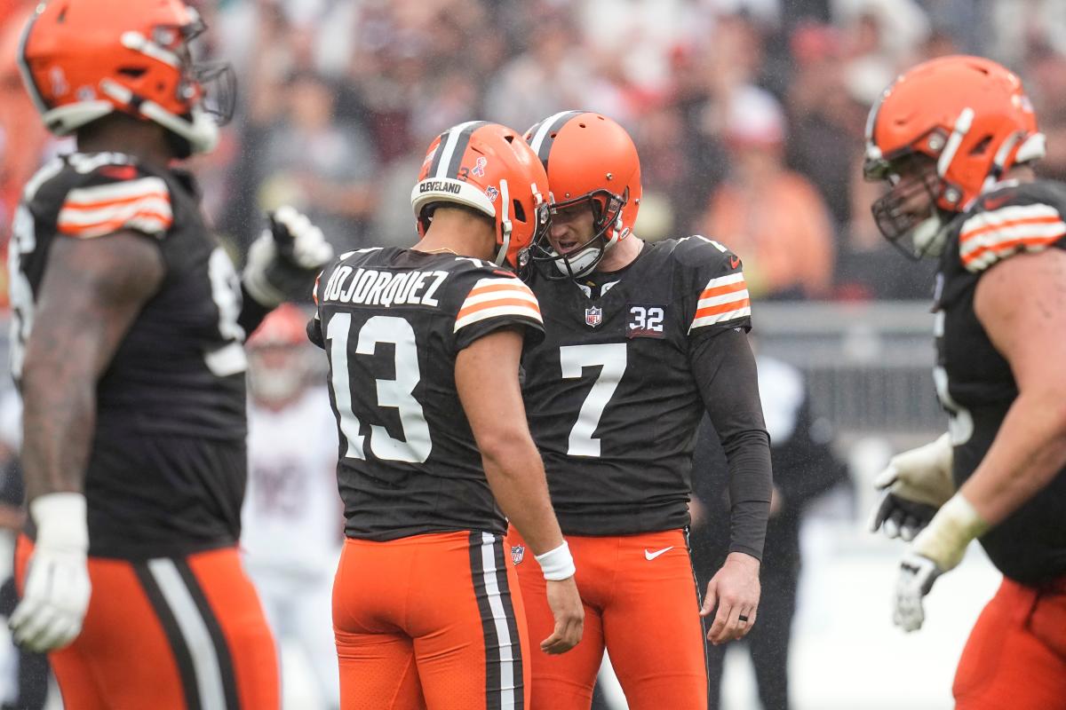 Browns win it late in Week 1, Carolina Panthers, Cleveland Browns, field  goal, Cleveland