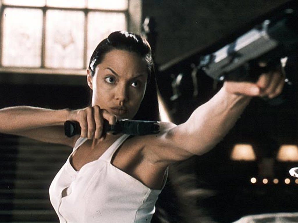 Tomb Raider. Lara Croft. Angelina Jolie. Movie. Costume.  Tomb raider  angelina jolie, Lara croft angelina, Lara croft angelina jolie
