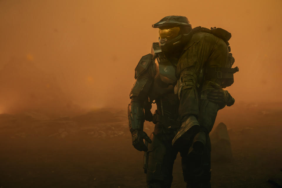 Pablo Schrieber as Master Chief in Halo series 2. (Paramount+)
