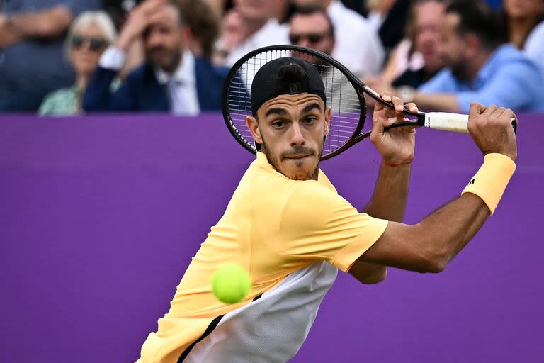 Francisco Cerúndolo, el cuarto preclasificado, viene de eliminar al ruso Andrey Rublev y protagonizará la final del ATP 250 de Umag, Croacia, contra el italiano Lorenzo Musetti, el segundo favorito.