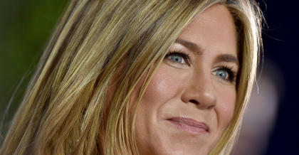 Jennifer Aniston recuerda su traumático divorcio de Brad Pitt en el programa final de Ellen DeGeneres