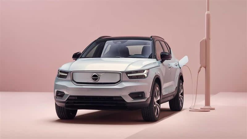 Volvo明年3月將發表全新電動車，是繼XC40 Recharge（圖）之後品牌第2款電動車。（圖／翻攝自Volvo官網）