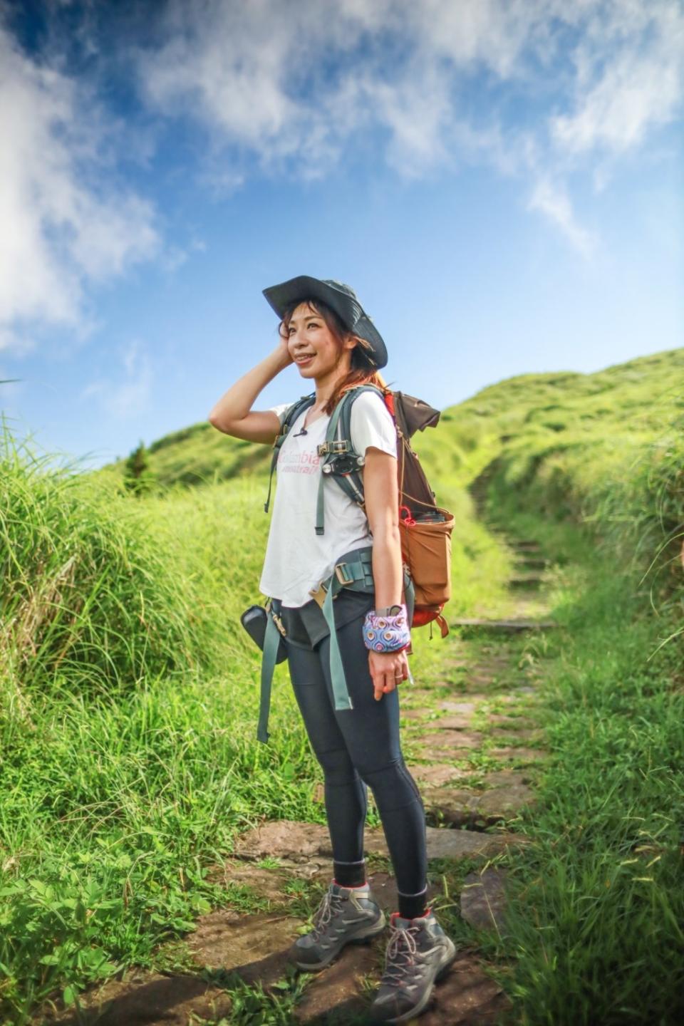 《GoGo Taiwan》跟著Windy挑戰陽明山十座高峰 住景觀湯屋享受美食及泡湯樂趣！