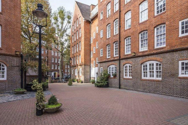 3 Bedroom Apartment, Marsham Street