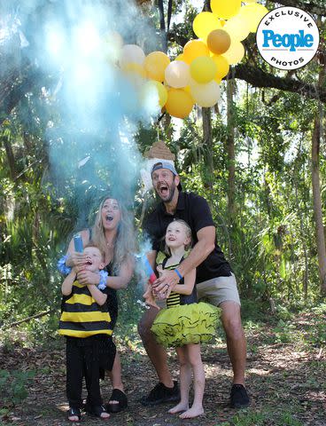 <p>Jessica Smith/@jessicabethsmith</p> Jamie Otis and Doug Hehner