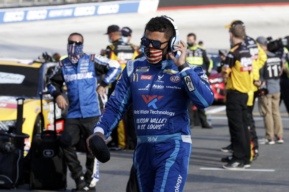 Bubba Wallace (43) arrives for a NASCAR All-Star Open auto race at Bristol Motor Speedway in Bristol, Tenn, Wednesday, July 15, 2020. (AP Photo/Mark Humphrey)