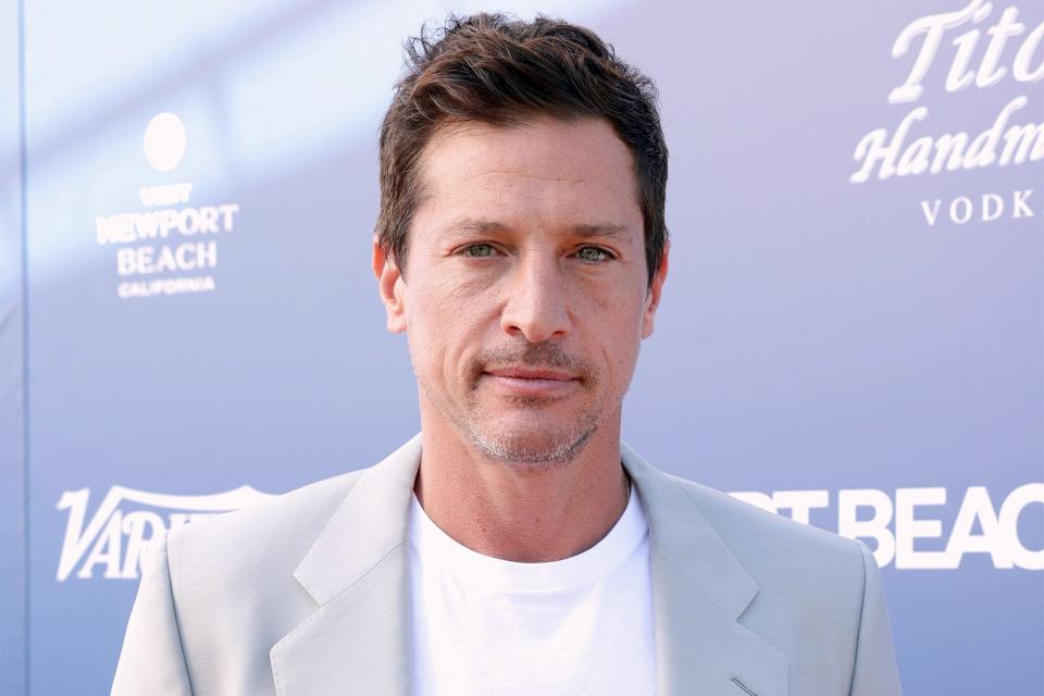 Simon Rex