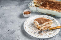 <p>For a dessert that is so widely adored, <a href="https://www.biggerbolderbaking.com/easy-10-minute-tiramisu/" rel="nofollow noopener" target="_blank" data-ylk="slk:tiramisu;elm:context_link;itc:0;sec:content-canvas" class="link ">tiramisu</a> is pretty darn easy to make. You don’t even have to turn on an oven for this classic Italian favourite. What you will need is your handy <a href="https://www.canadiantire.ca/en/pdp/kitchenaid-professional-5-plus-series-stand-mixer-milkshake-0437313p.html?utm_source=Verizon&utm_medium=NativeContent&utm_campaign=10010695_22_CTS_JNJ_WINTER" rel="nofollow noopener" target="_blank" data-ylk="slk:stand mixer;elm:context_link;itc:0;sec:content-canvas" class="link ">stand mixer</a> to whip the mascarpone filling, plus a <a href="https://www.canadiantire.ca/en/pdp/lagostina-ceramic-bakeware-set-red-assorted-sizes-4-pc-1428835p.html?utm_source=Verizon&utm_medium=NativeContent&utm_campaign=10010695_22_CTS_JNJ_WINTER" rel="nofollow noopener" target="_blank" data-ylk="slk:baking dish;elm:context_link;itc:0;sec:content-canvas" class="link ">baking dish</a> to serve the finished product in.</p> <p>The real secret to a standout tiramisu is quality ingredients — so don’t compromise on flavourful ladyfingers, good mascarpone and fresh espresso. And since the main flavour profile in tiramisu is coffee, you’ll want to brew the best espresso you can muster. A <a href="https://www.canadiantire.ca/en/pdp/nespresso-vertuo-coffee-espresso-machine-by-breville-w-aeroccino-milk-frother-chrome-0431312p.html?utm_source=Verizon&utm_medium=NativeContent&utm_campaign=10010695_22_CTS_JNJ_WINTER" rel="nofollow noopener" target="_blank" data-ylk="slk:Nespresso Vertuo machine;elm:context_link;itc:0;sec:content-canvas" class="link ">Nespresso Vertuo machine</a> makes this light but decadent dessert recipe even quicker and easier, capable of brewing anything from a single espresso to a full cup of coffee at the touch of a button.</p> 