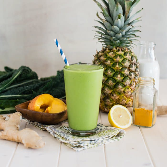 Tropical Turmeric Green Smoothie