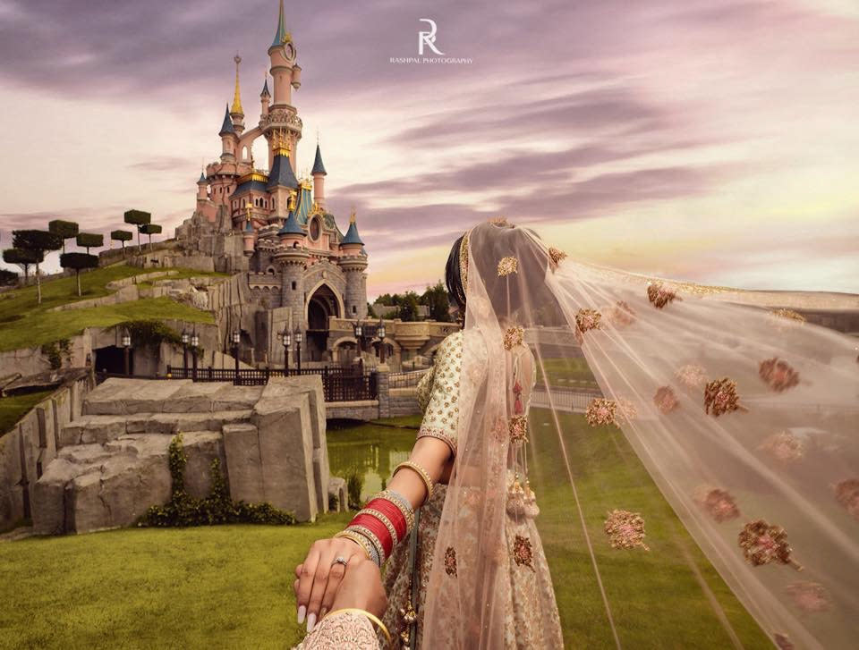 Varun Bhanot and Anisha Seth, 29 said "I do" outside of the world-famous castle [Photo: SWNS]