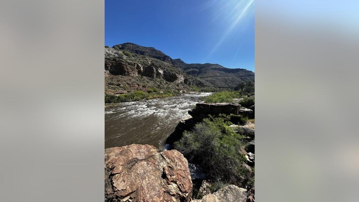 <div>The Salt River flows through the mountains east of Roosevelt Lake. Thanks to Vickie Cook for the great photo!</div>