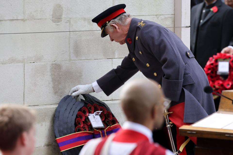 LONDON, ENGLAND - NOVEMBER 13: King Charles III lays a wreath during the National Service Of Remembrance at The Cenotaph on November 13, 2022 in London, England. (Photo by Chris Jackson/Getty Images)