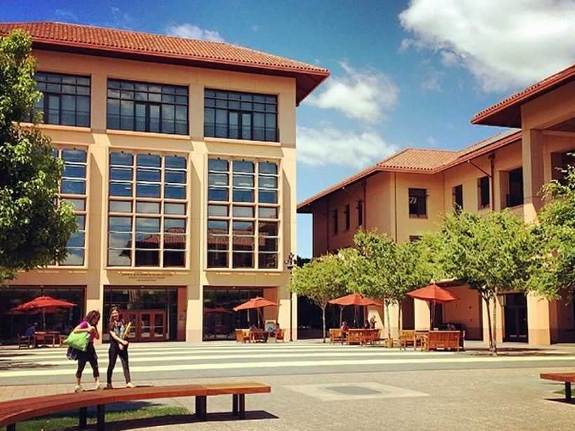 stanford graduate school of business quad