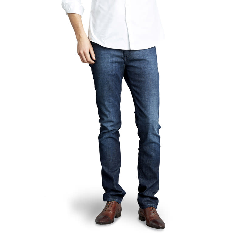 Best everyday stretch blue jeans for men.