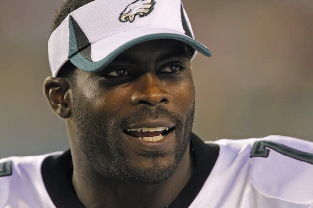 Michael Vick donation will renovate N. Phila. field