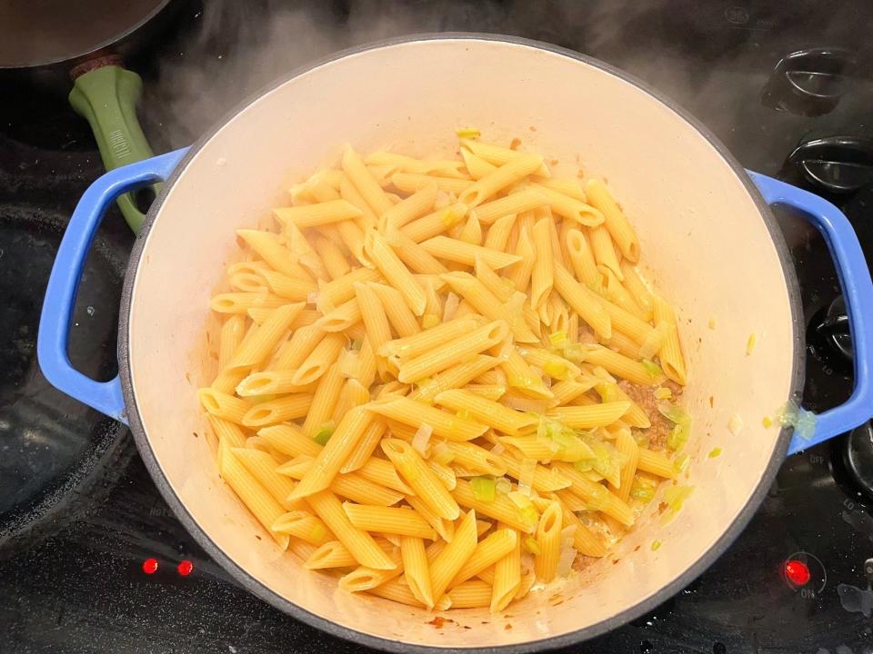 Making Gordon Ramsay's 10-minute pasta