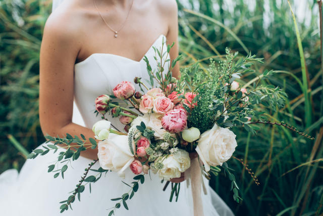 Woman stunned after fiancé suggested going to Woolworths the morning of  their wedding to buy flowers