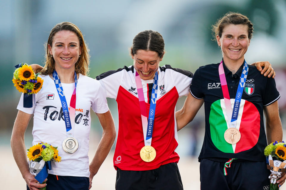 TOKYO, JAPAN - JULY 25: Annemiek van Vleuten of Team Netherlands winner of silver, Anna Kiesenhofer of Team Austria winner of gold and Elisa Longo Borghini of Team Italy winner of bronze competing on Women's Road Race during the Tokyo 2020 Olympic Games at the Fuji International Speedway on July 25, 2021 in Tokyo, Japan (Photo by Ronald Hoogendoorn/BSR Agency/Getty Images)