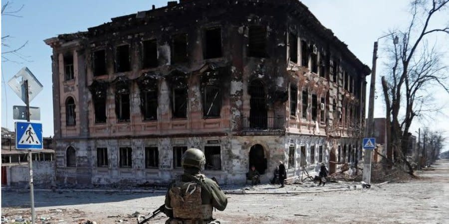 Russian invaders kill 25,000 people in Mariupol