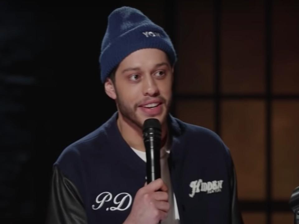 Pete Davidson talks about Kanye West during a stand-up set (YouTube)