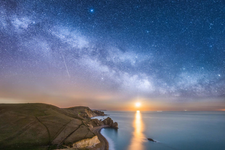 Beautiful Milky Way captured over iconic Dorset landmarks