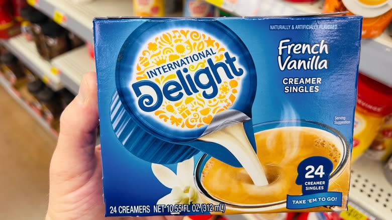 International Delight creamer singles box