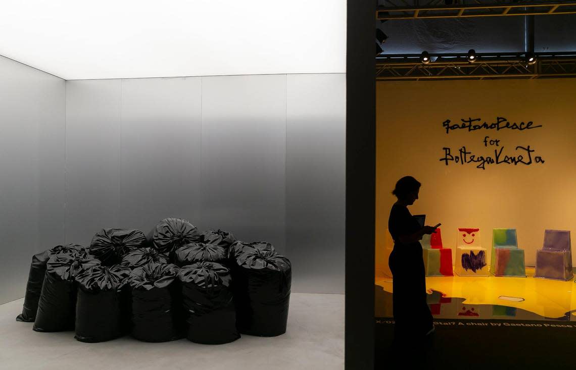 “The Trash Bag Sofa” by Harry Nuriev recreates the looks of black garbage bags at Design Miami.