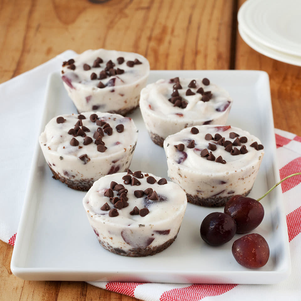 Black Forest Fro-Yo Cupcakes