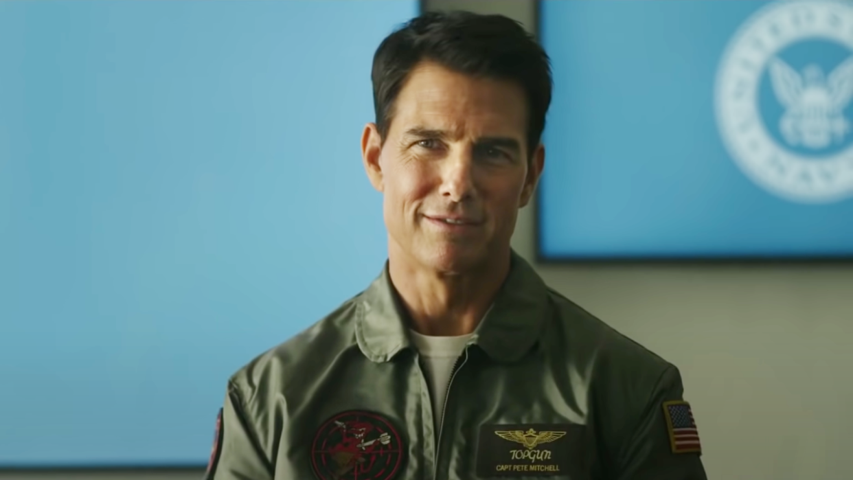  Tom Cruise in Top Gun: Maverick 