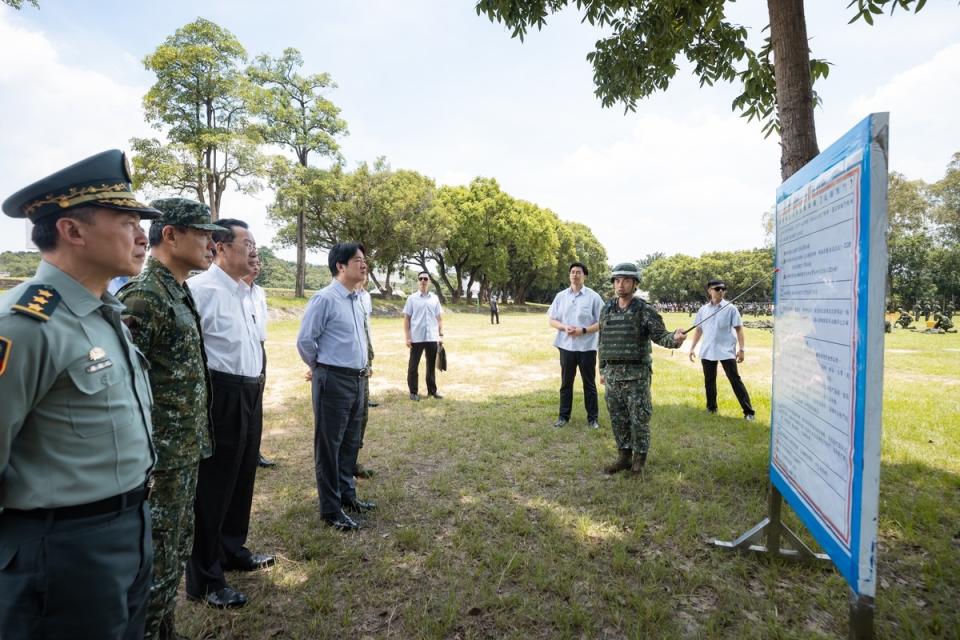  總統賴清德前往台中成功嶺營區，視導新兵入伍訓練。 圖：總統府提供 